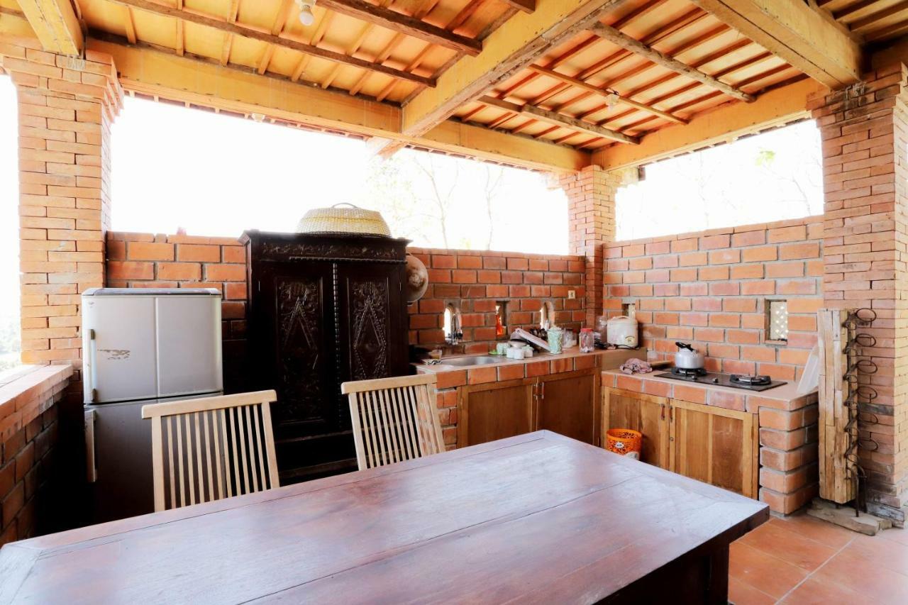 Newalaskuliner & Homestaywatulumbung Kretek Εξωτερικό φωτογραφία