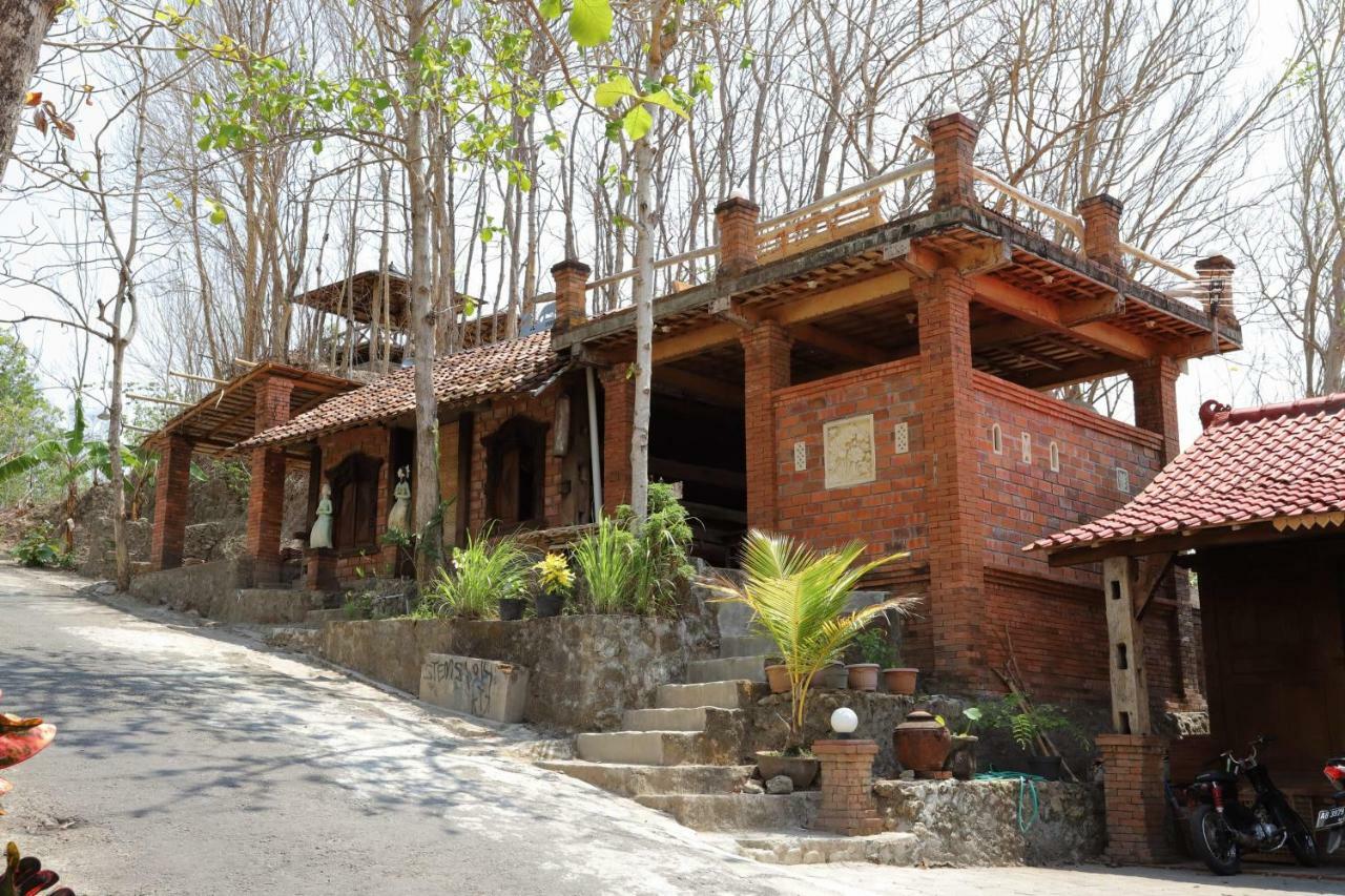 Newalaskuliner & Homestaywatulumbung Kretek Εξωτερικό φωτογραφία