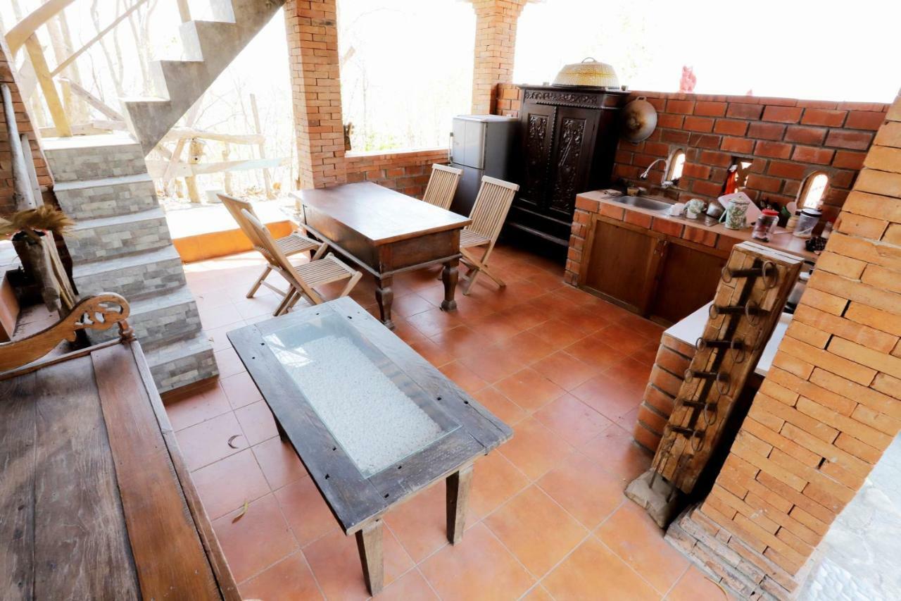 Newalaskuliner & Homestaywatulumbung Kretek Εξωτερικό φωτογραφία