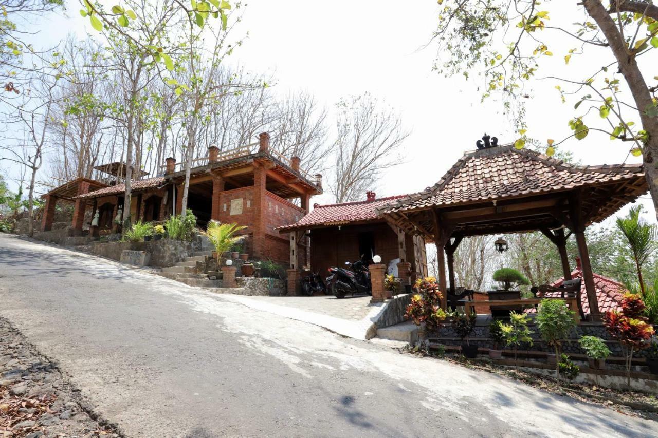 Newalaskuliner & Homestaywatulumbung Kretek Εξωτερικό φωτογραφία