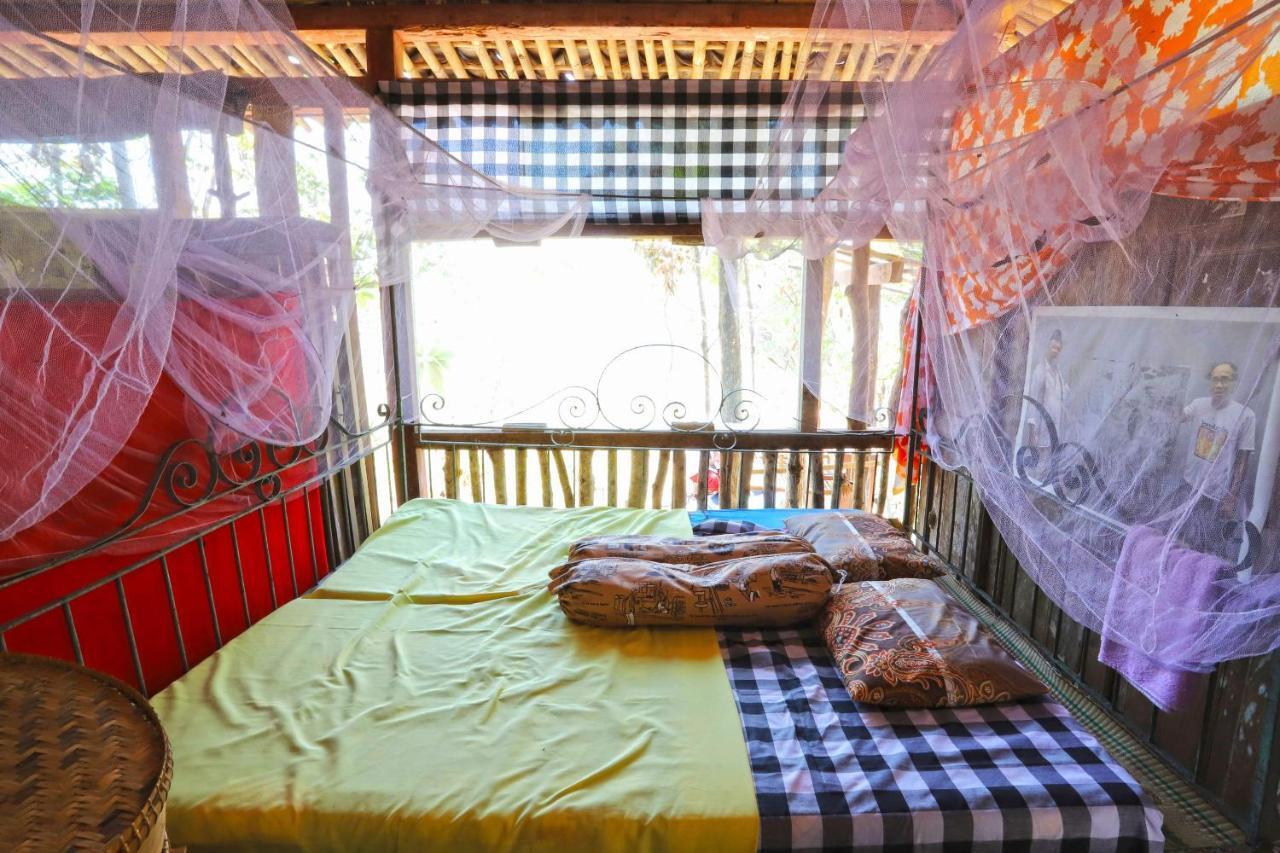Newalaskuliner & Homestaywatulumbung Kretek Εξωτερικό φωτογραφία